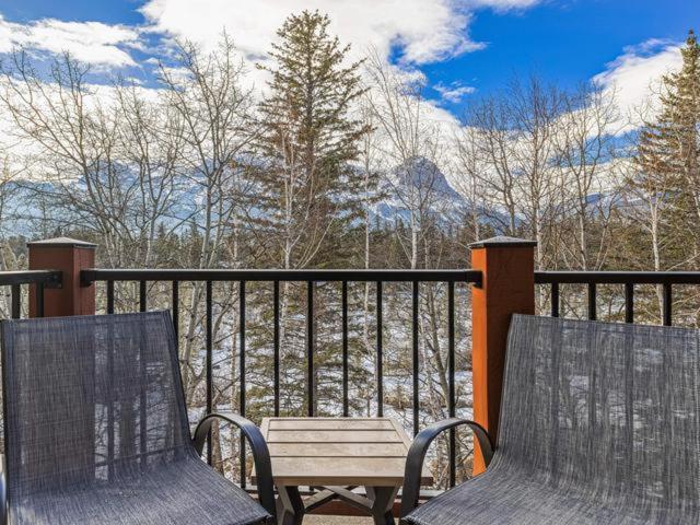 Apartment Creekside Downtown 2 Bedroom Managed By Little Sister Getaways *